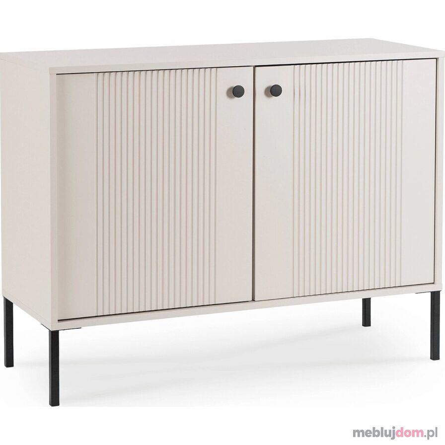 Komoda SOFT 104 w odcieniu kaszmiru zdobiona ryflowaniem na froncie na czarnych metalowych nogach, czarne uchwyty